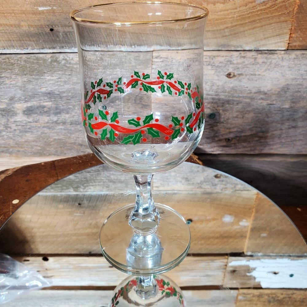 Libbey Christmas Holly Stemmed Wine Glass - Price per glass